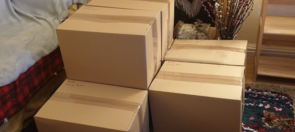 What to Pack First When Moving